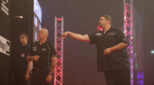 Gabriel Clemens beim European Darts Grand Prix 2016