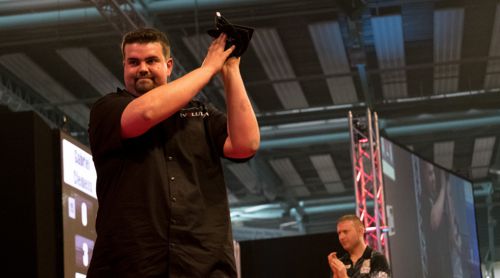 Gabriel Clemens verabschiedet sich von den Fans in Sindelfingen