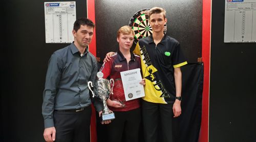 Darts-Frauen-Mannschaft Oliver Pieper