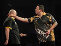 Adrian Lewis gibt nur zwei Legs an Andrew Gilding