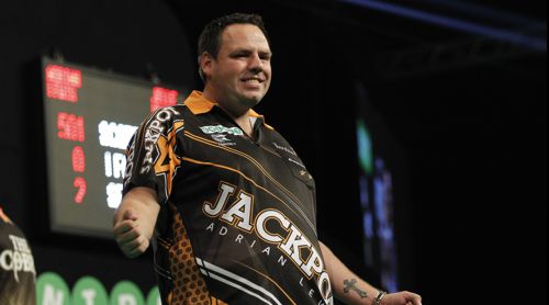 Adrian Lewis zieht nach seinem Sieg über Jelle Klaasen in das Achtelfinale des World Grand Prix ein