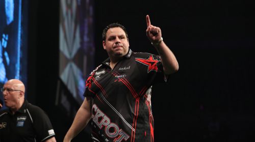 Adrian Lewis gelang bei der Premier League sein fünfter 9-Darter vor TV-Kameras
