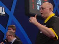 Andrew Gilding reichten 90 Punkte im Schnitt, um Gerwyn Price mit 3:0 zu bezwingen