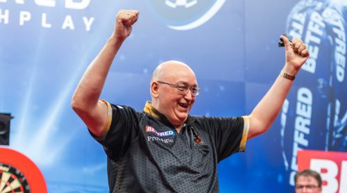 Andrew Gilding steht im Viertelfinale des World Matchplay