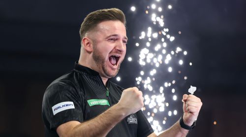 Arno Merk bei seinem Darts-WM-Debüt