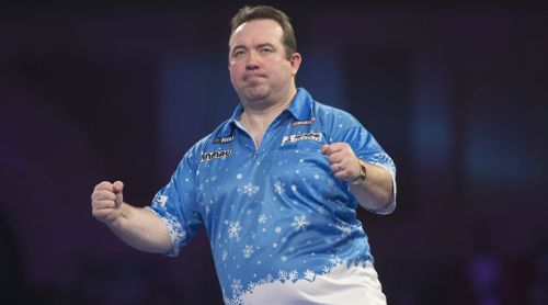 Brendan Dolan, weihnachtlich gekleidet