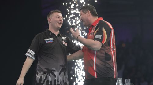 Chris Dobey und Mensur Suljovic trennen sich unentschieden