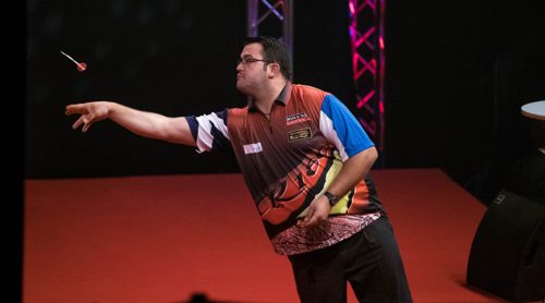 Cristo Reyes spielte sich mit einer starken Leistung in das Halbfinale der Austrian Darts Open 2017