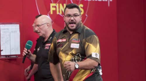 Cristo Reyes wirft den Weltmeister aus dem Turnier