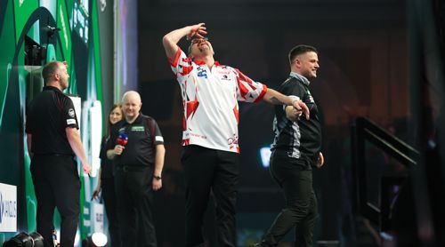 Damon Heta mit dem 9-Darter
