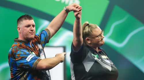 Daryl Gurney 3:2 Beau Greaves