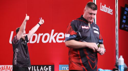 Connor Scutt 10:3 Daryl Gurney