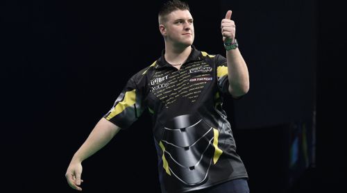 Daryl Gurney freut sich ber seinen Sieg gegen Michael Smith