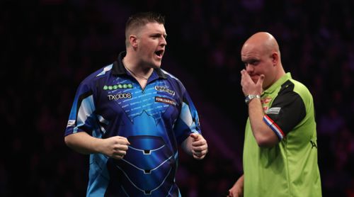 Daryl Gurney luchst Michael van Gerwen einen Punkt ab
