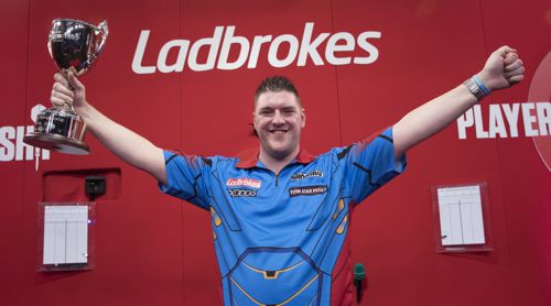 Daryl Gurney holt Players Championship Finals