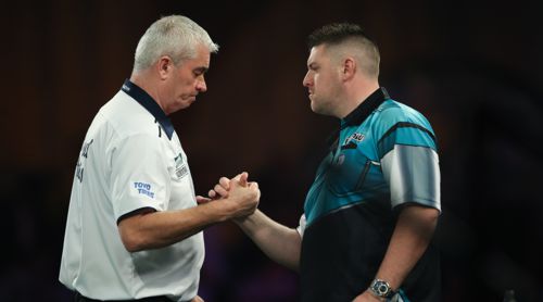 Daryl Gurney 3:1 Steve Beaton
