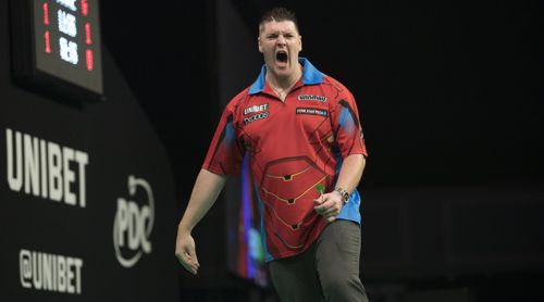 Daryl Gurney löste seine erste Aufgabe als Titelverteidiger mit Bravour