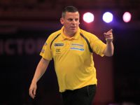 Dave Chisnall macht es wieder spannend, diesmal gegen Keegan Brown