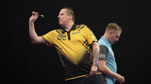 Dave Chisnall spaziert gegen Ryan Harrington ins Viertelfinale des Grand Slam