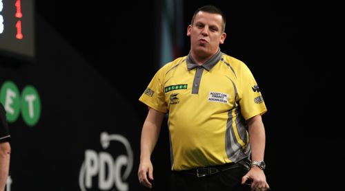 Dave Chisnall wundert sich über seine Niederlage beim World Grand Prix