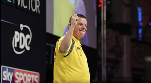 Dave Chisnall hatte in der zweiten Runde des PDC World Matchplay keine Probleme mit Robert Thornton