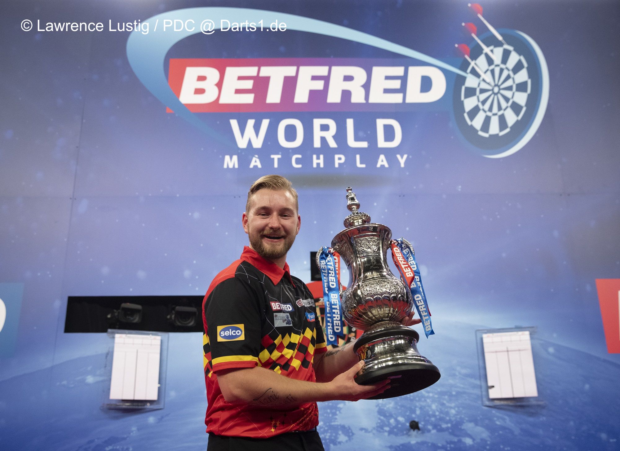 Van den Bergh gewinnt das World Matchplay 2020