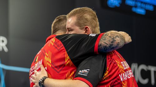 Dimitri Van den Bergh und Kim Huybrechts - Hassliebe