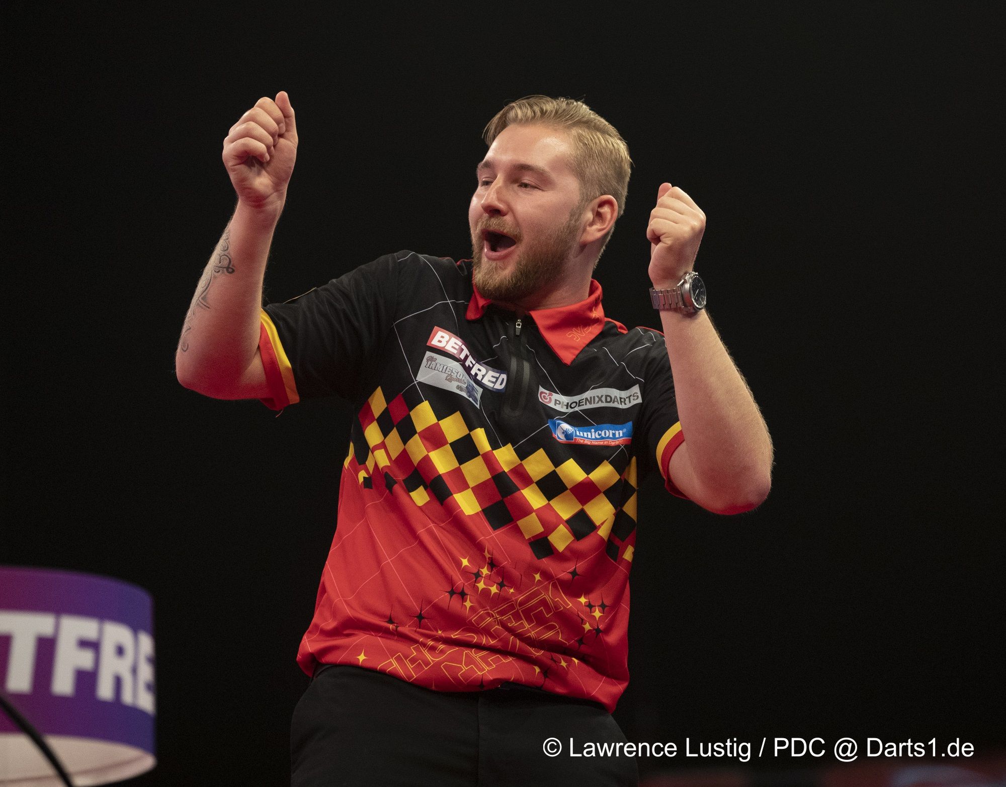 Van den Bergh gewinnt das World Matchplay 2020