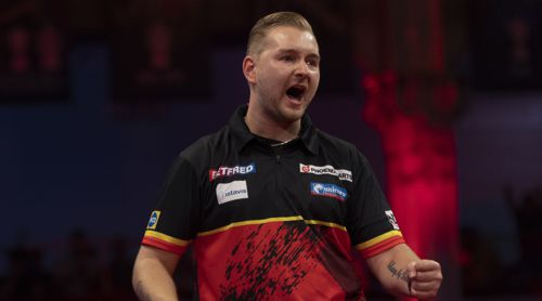 Dimitri Van den Bergh freut sich über seinen Sieg