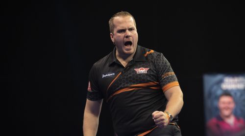 Dirk van Duijvenbode mit erfolgreichem Debüt beim World Grand Prix
