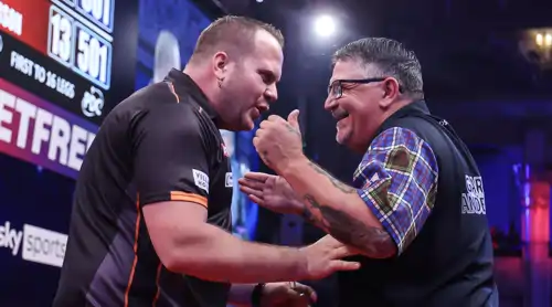 Dirk van Duijvenbode 16:13 Gary Anderson
