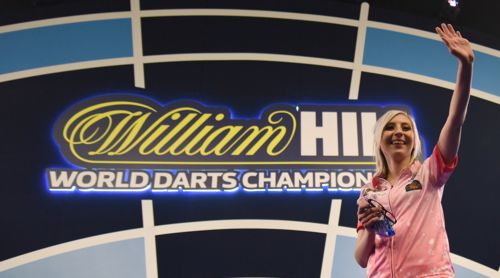 Fallon Sherrock gewann als erste Frau ein Spiel bei der PDC-WM