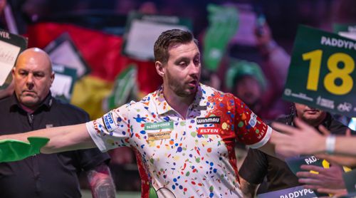 Florian Hempel beim Einlauf in den Ally Pally