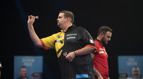 Gabriel Clemens besiegt Joe Cullen
