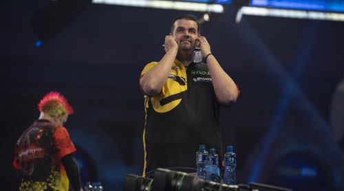 Gabriel Clemens besiegt Weltmeister Peter Wright