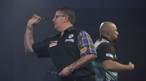 Gary Anderson erteilt Petersen eine Lehrstunde