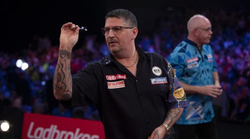 Gary Anderson hatte einige Mühe mit Ian White