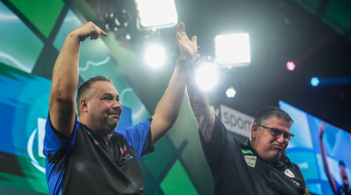 Gary Anderson 4:3 Jermaine Wattimena