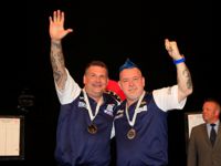 Gary Anderson und Peter Wright fehlte am Ende ein einziger Sieg für den großen Triumph