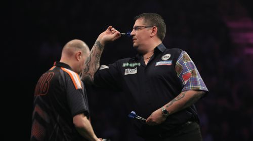 Gary Anderson und Raymond van Barneveld trennten sich unentschieden