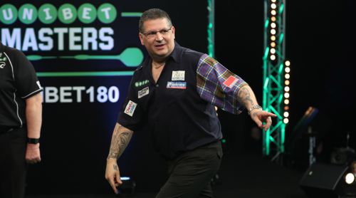 Gary Anderson zog trotz Rückenschmerzen in das Halbfinale des Masters ein