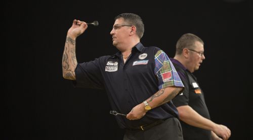 Gary Anderson besiegt Steve Hine beim Grand Slam