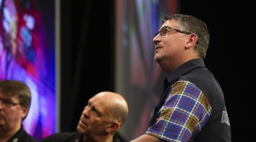 Gary Anderson gewinnt den sechsten Spieltag der Premier League