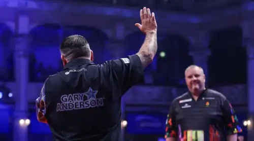 Gary Anderson 10:2 Ryan Joyce