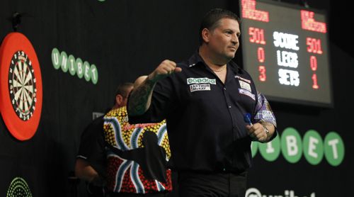 Gary Anderson setzt sich im Duell der Namensvetter gegen Kyle durch