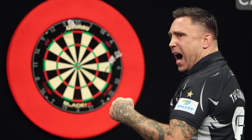Gerwyn Price und das Dartboard