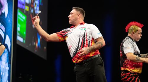 Gerwyn Price und Peter Wright mit Deutschlandtrikot