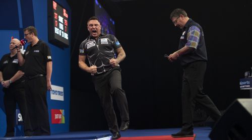 Gerwyn Price zieht wieder in das Halbfinale des Grand Slam ein