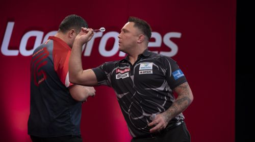 Gerwyn Price lässt Mensur Suljovic alt aussehen
