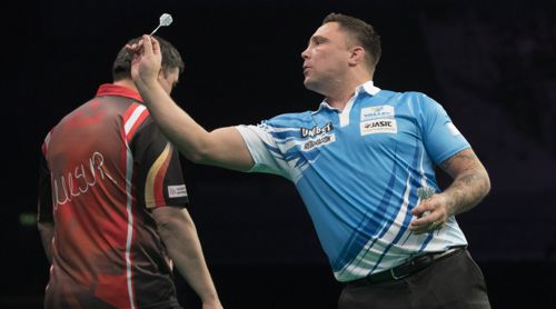 Gerwyn Price besiegt Mensur Suljovic